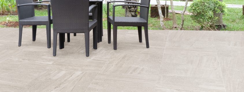 Table and chairs in front of the balcony